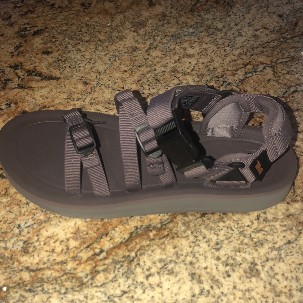 NWT TEVA Alp premier plum - Picture 3 of 5